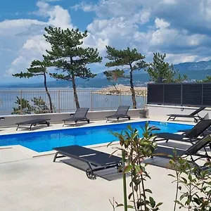 Punta - Luxury With Pool Gasthof